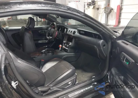 2017 Ford Mustang Ecoboost z USA, uszkodzony, nr VIN 1FA6P8TH8H5339583